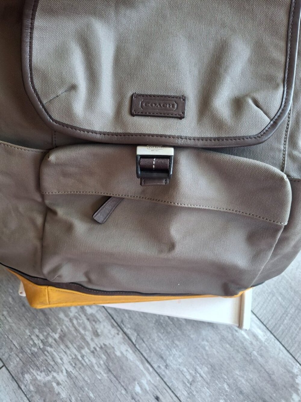 Coach canvas backpack - Picture 3 of 11